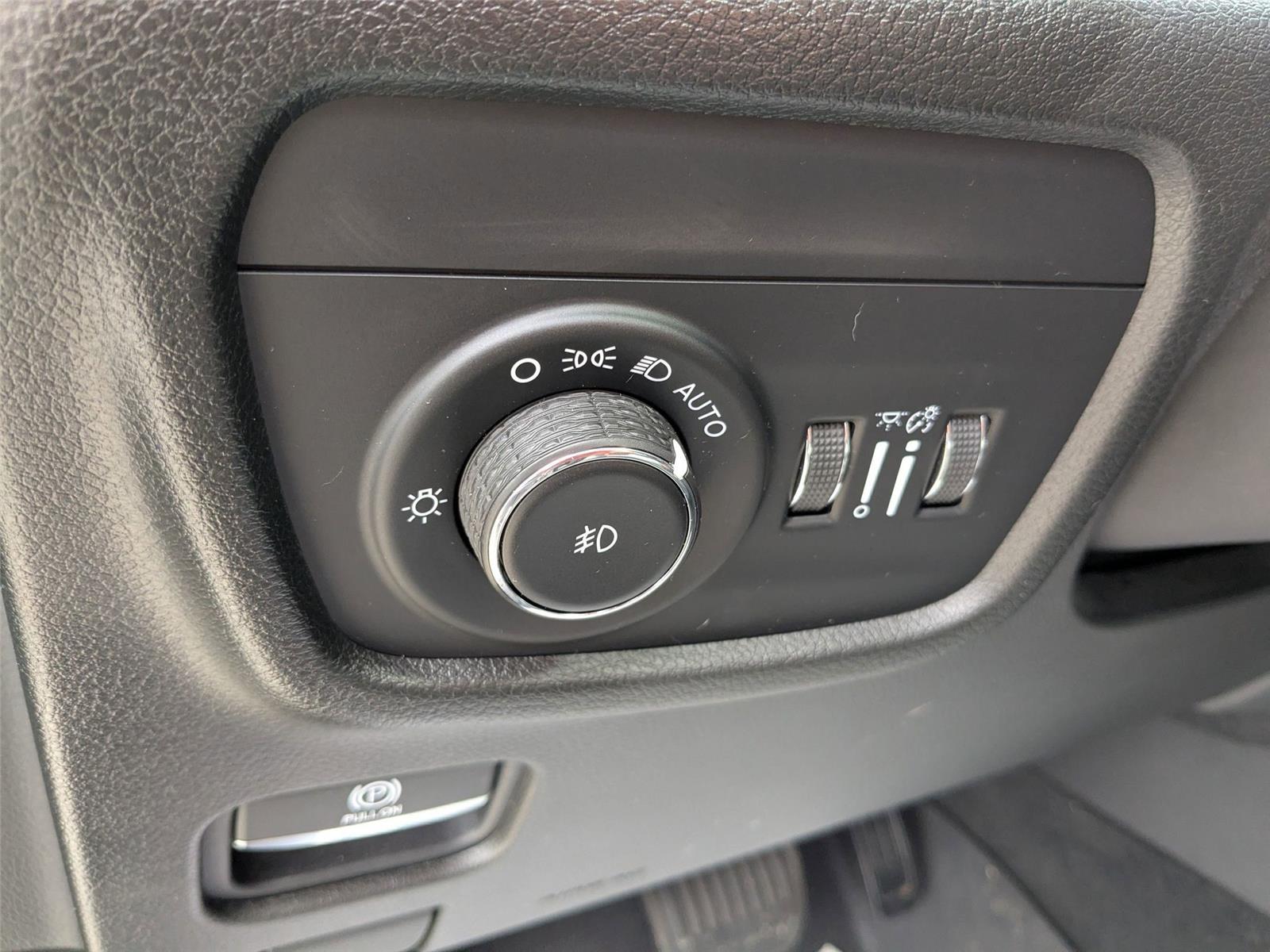 2021 Jeep Grand Cherokee Limited photo 14