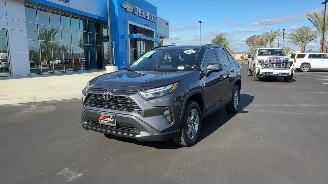 2022 Toyota RAV4 XLE photo 44