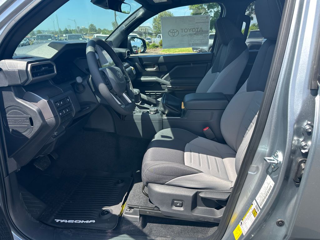 2025 Toyota Tacoma TRD Off-Road 4x4 Double Cab photo 13