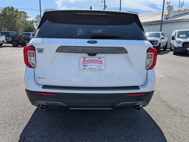 2021 Ford Explorer XLT photo 3