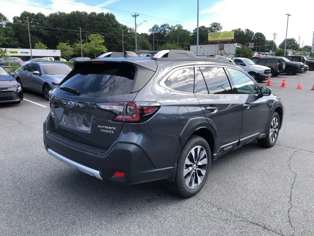 2024 Subaru Outback Touring photo 3