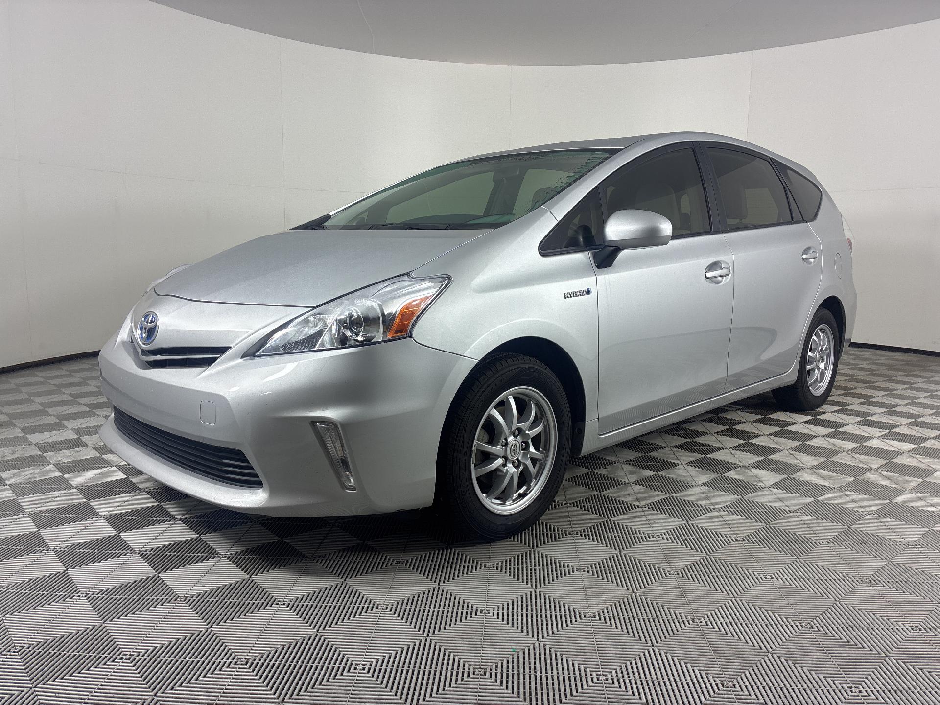 2012 Toyota Prius v Five