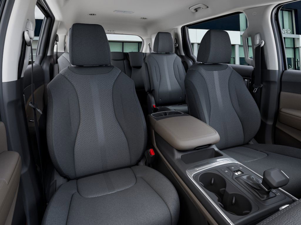 2026 Kia Carnival LX photo 14