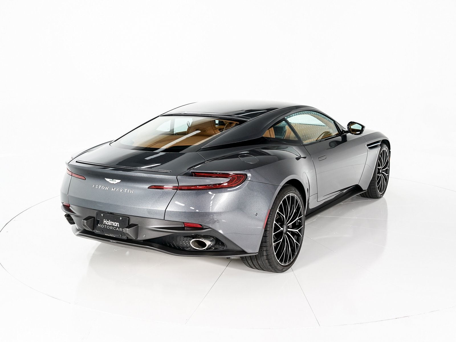 2023 Aston Martin DB11 photo 5