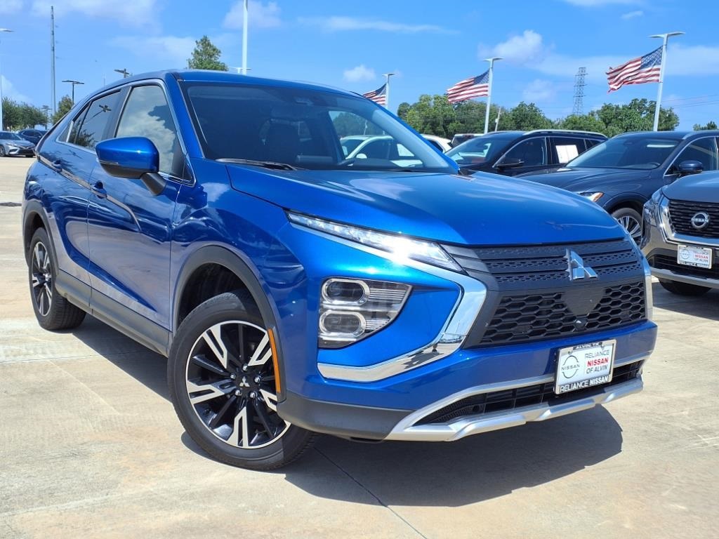 2024 Mitsubishi Eclipse Cross SE's photo