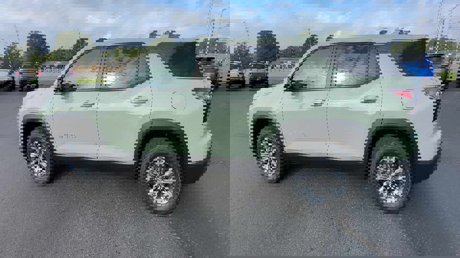 2026 Chevrolet Equinox LT photo 4