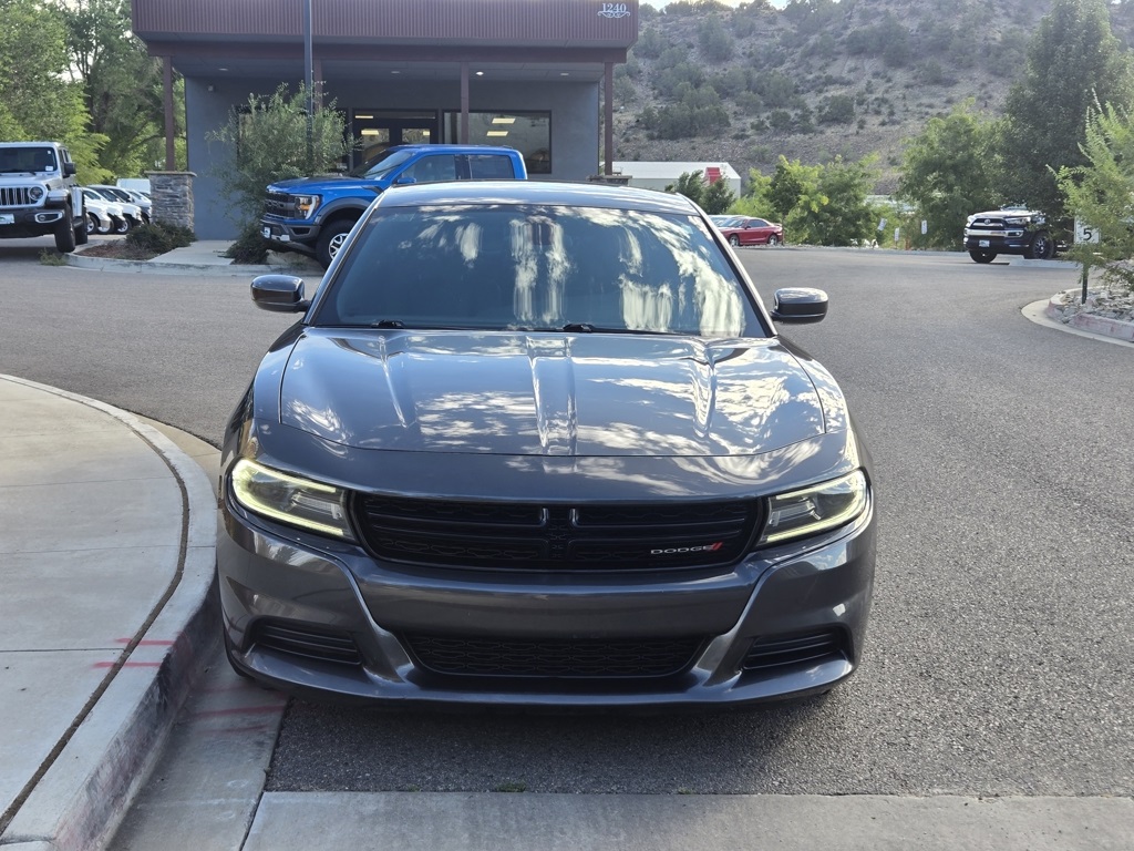 2020 Dodge Charger SXT photo 3