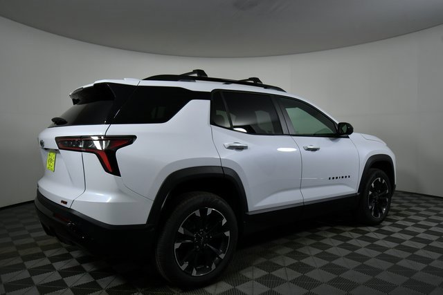 2026 Chevrolet Equinox RS photo 4