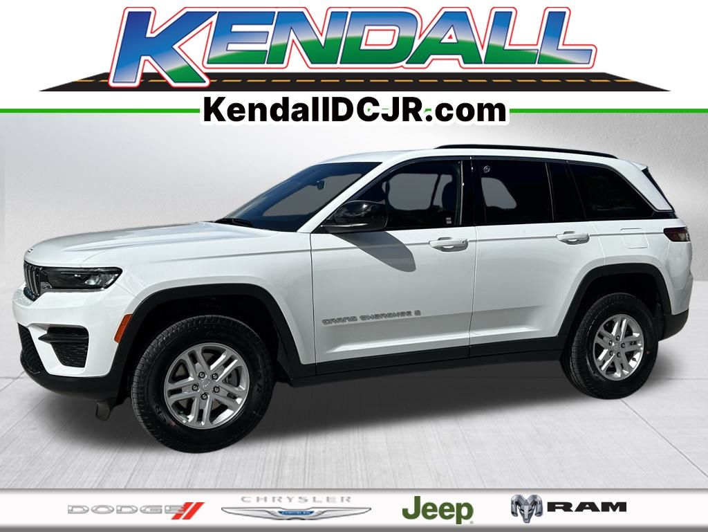 2025 Jeep Grand Cherokee Laredo's photo