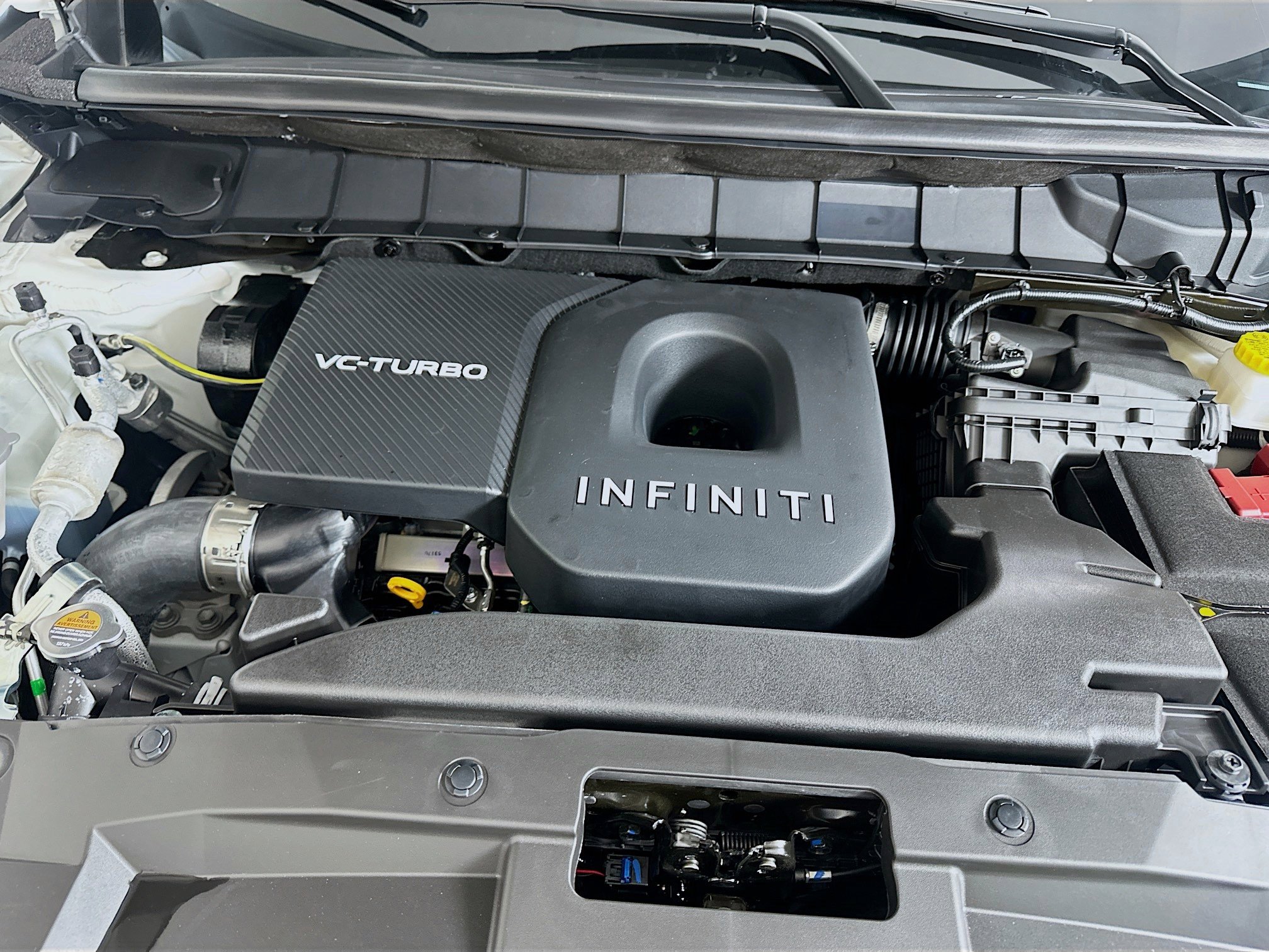 2026 Infiniti QX60 Luxe photo 25