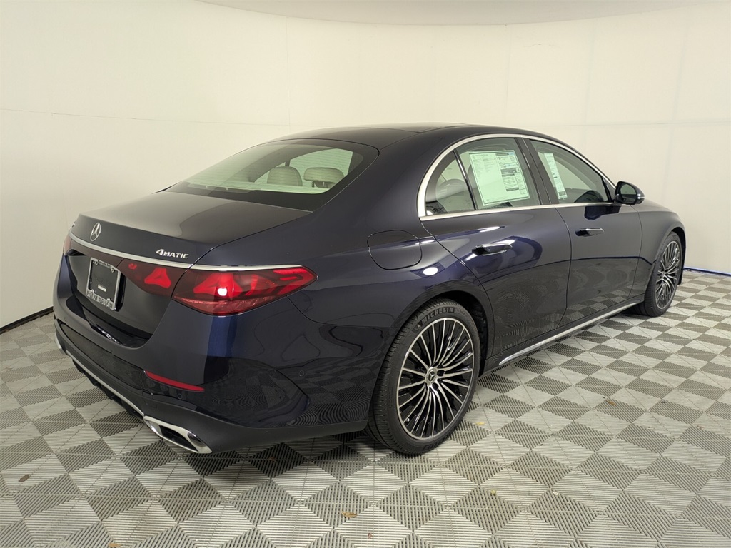2026 Mercedes Benz E 350 4MATIC Sedan photo 4