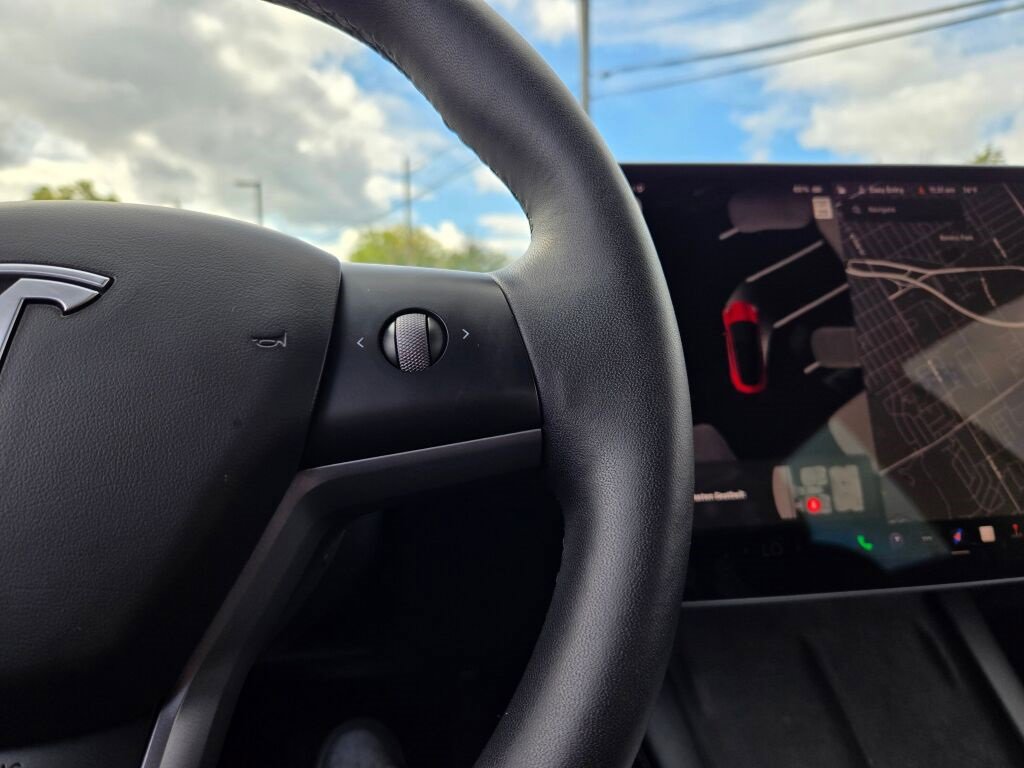 2023 Tesla Model 3 photo 26