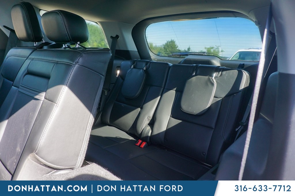 2022 Ford Explorer XLT photo 21
