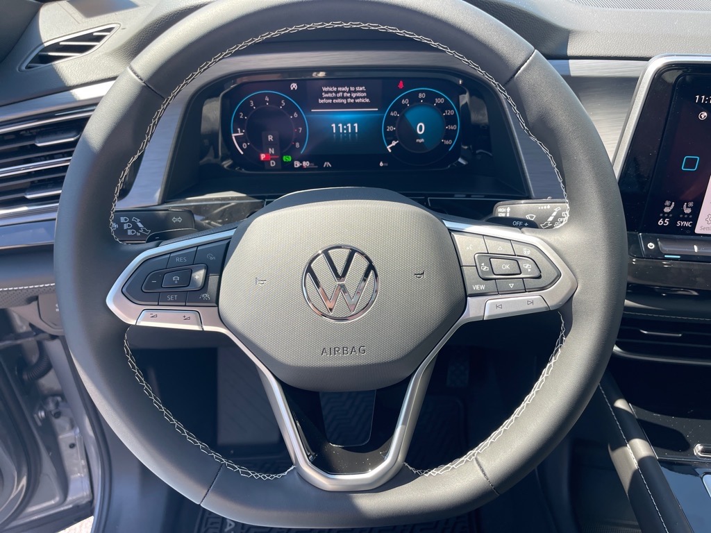 2026 Volkswagen Atlas Cross Sport SE photo 7