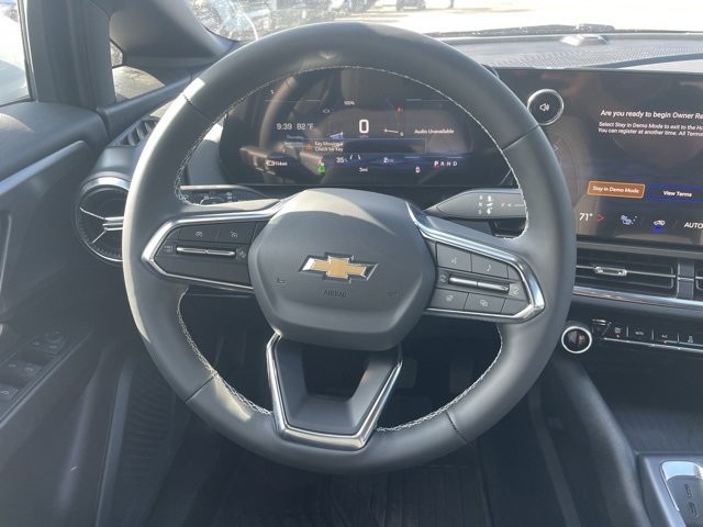 2026 Chevrolet Equinox EV 1LT photo 12