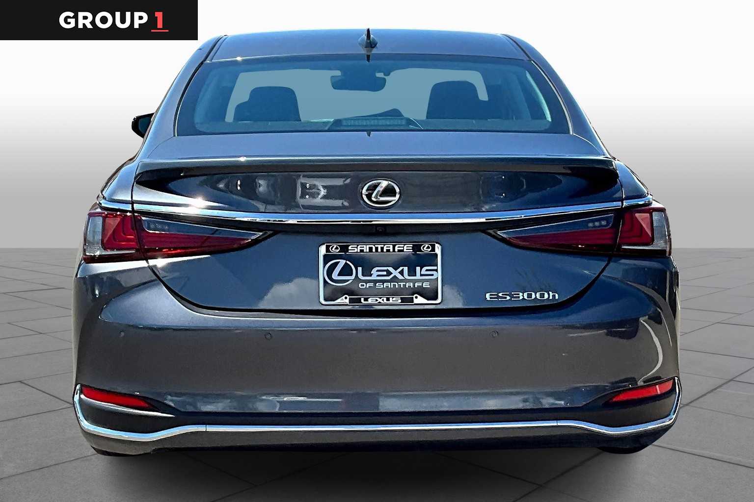 2024 Lexus ES 300h Premium photo 4