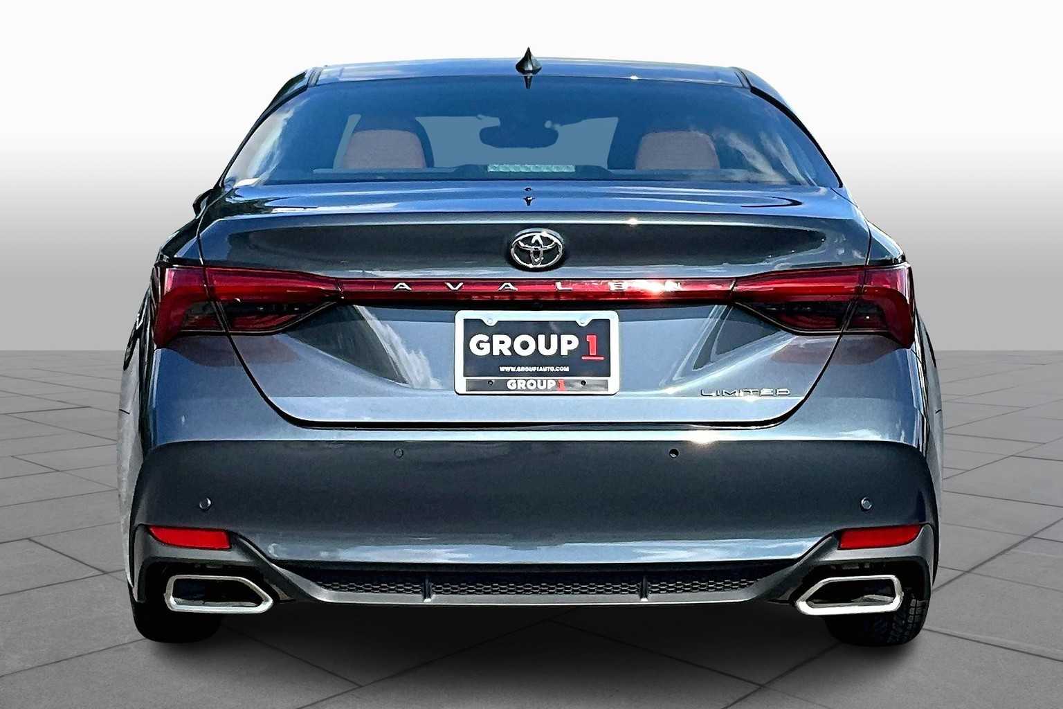 2020 Toyota Avalon Limited photo 4