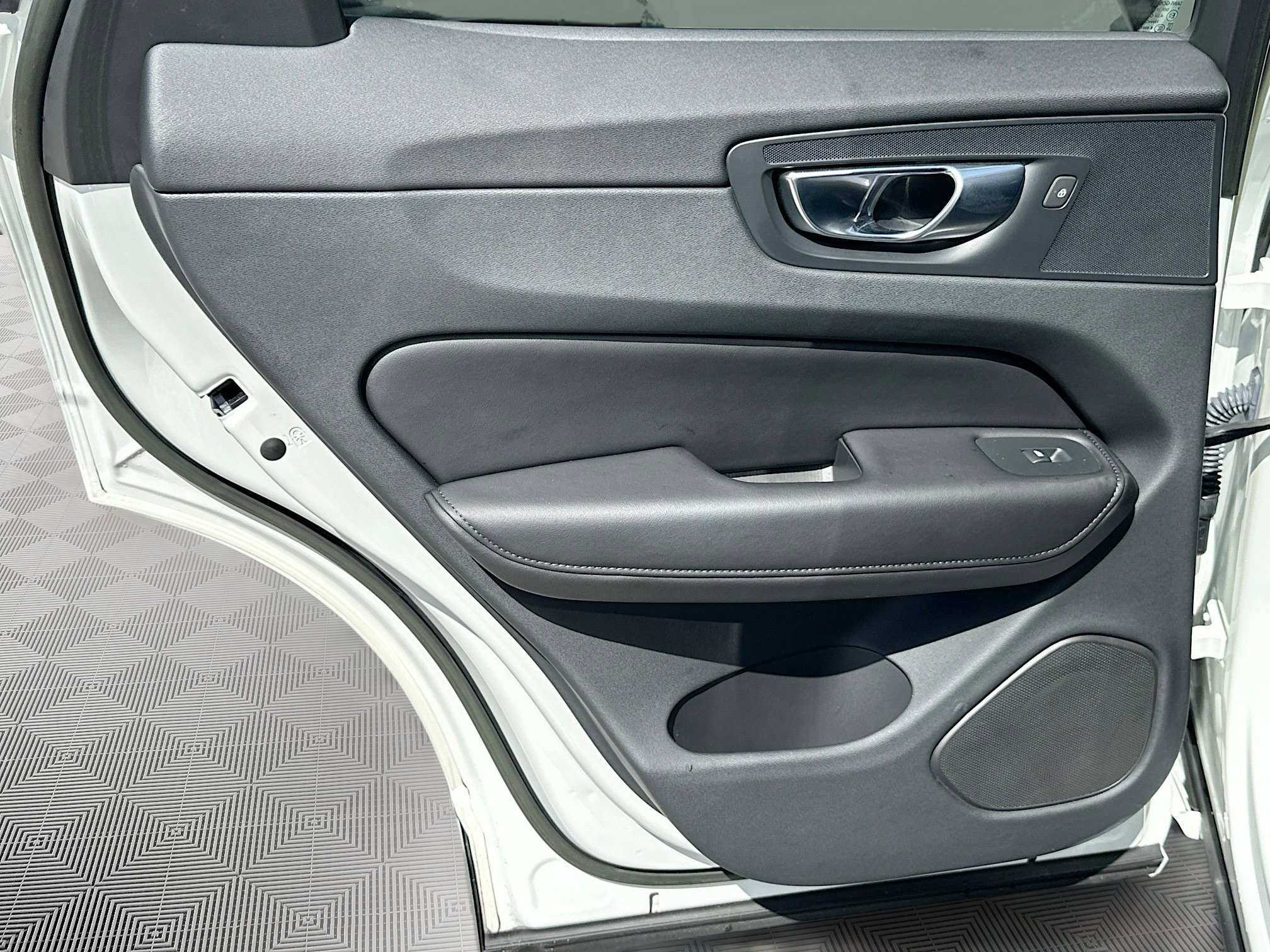 2023 Volvo XC60 Plus photo 26