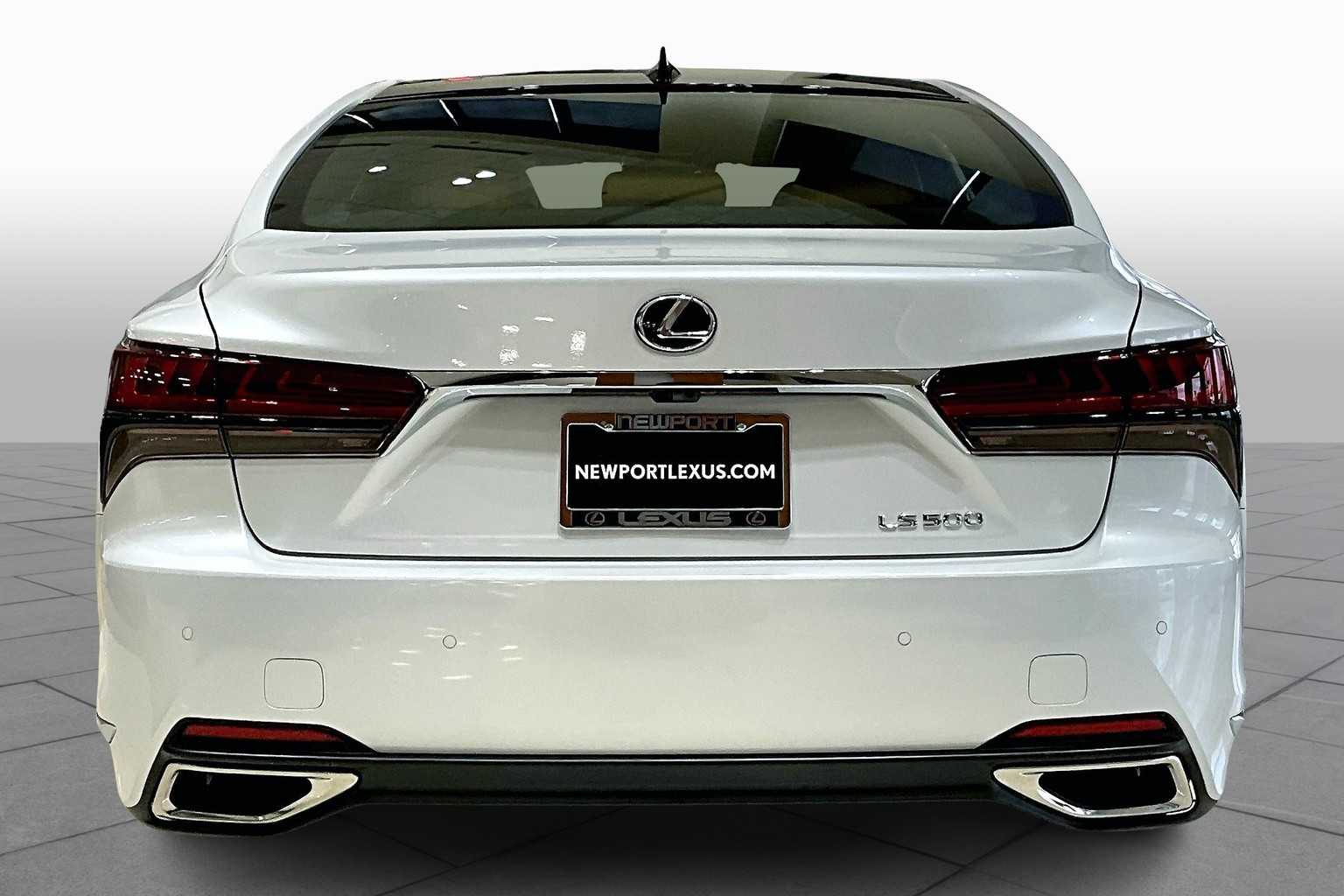 2025 Lexus LS 500 photo 4