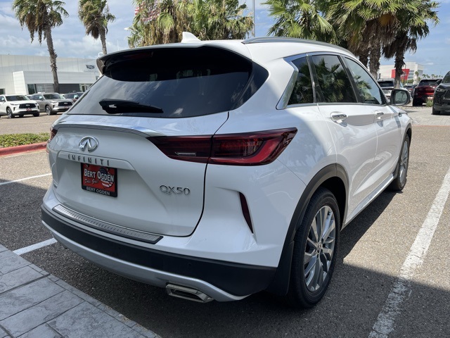 2025 Infiniti QX50 Luxe photo 5