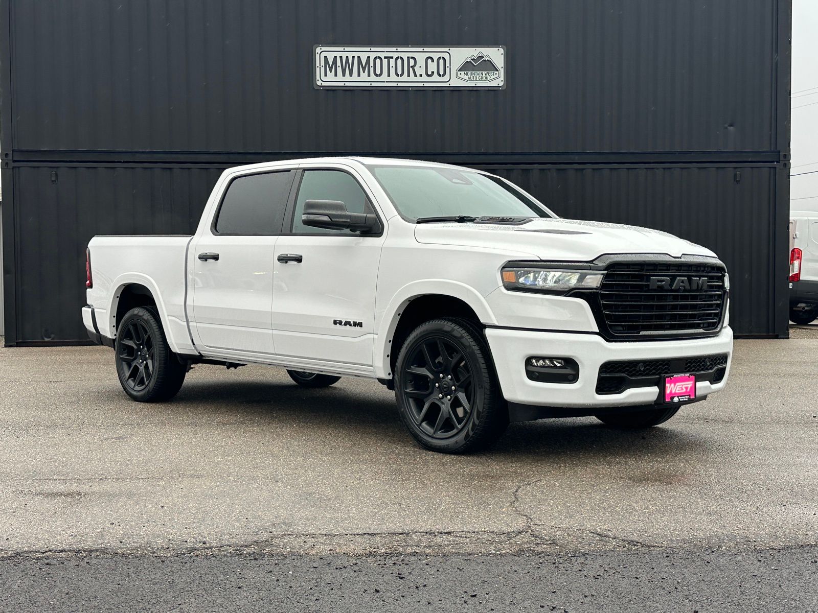 2026 RAM Ram 1500 Pickup Laramie's photo
