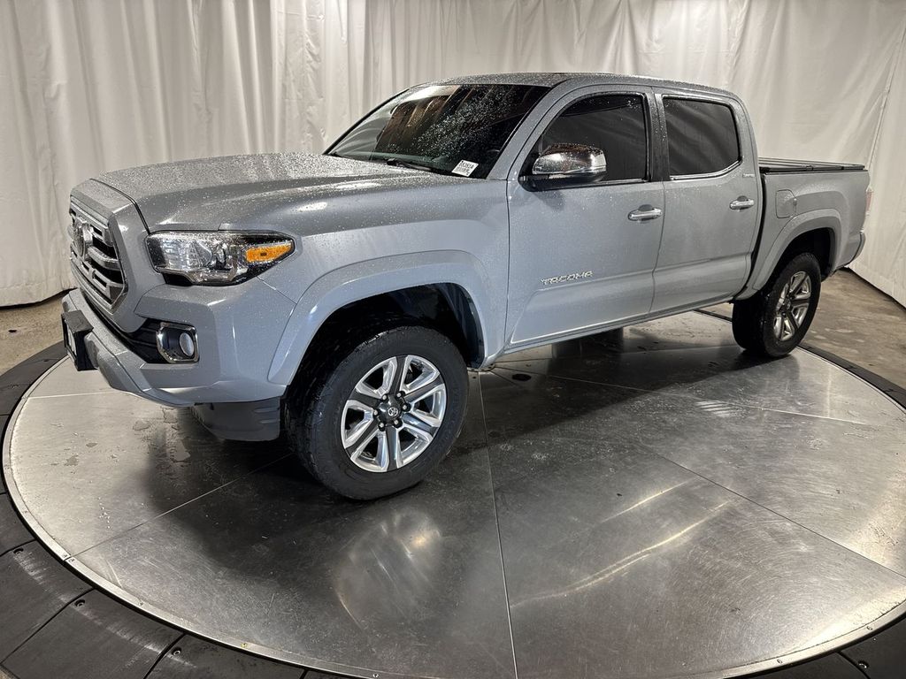 2019 Toyota Tacoma Limited's photo