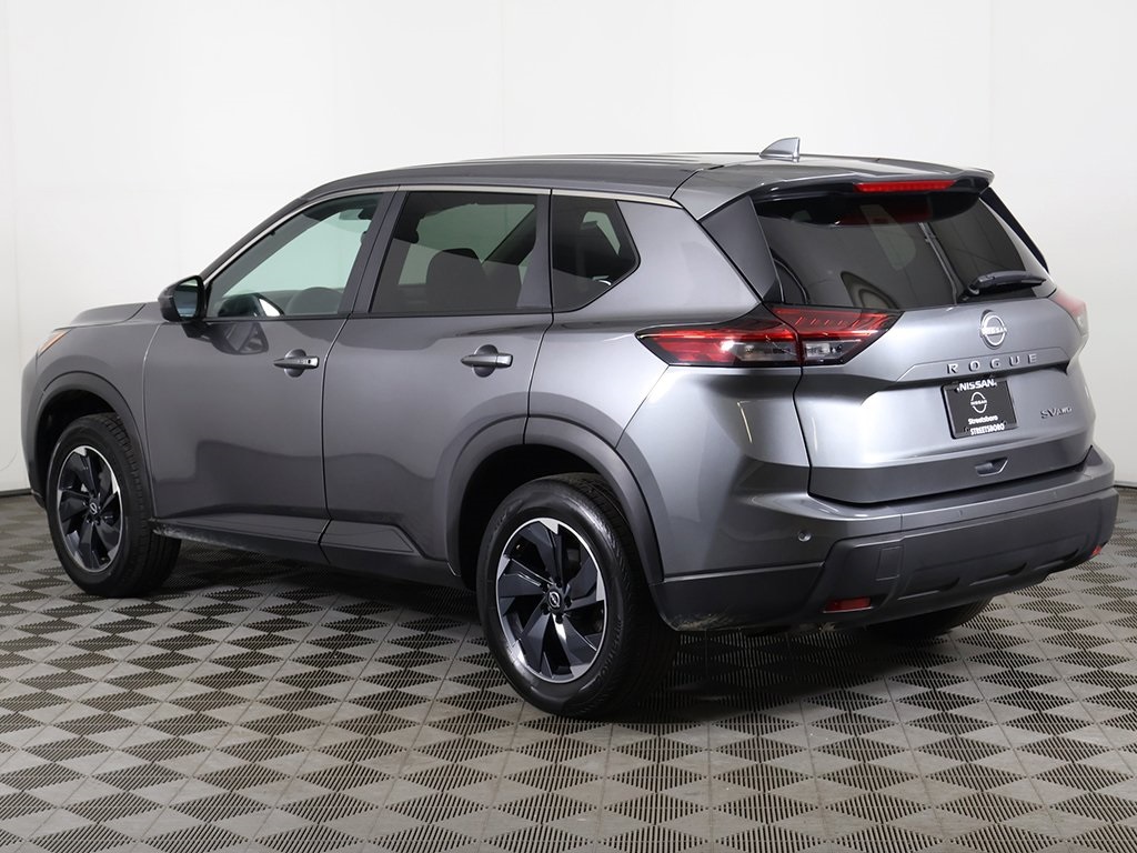 2024 Nissan Rogue SV photo 6