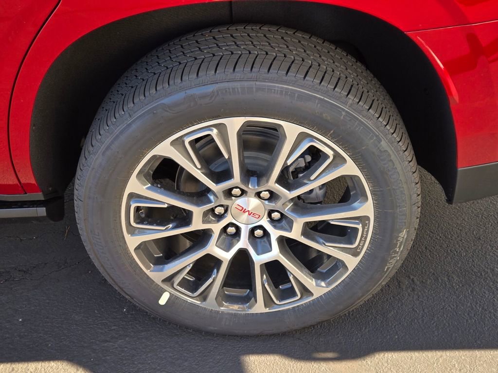 2026 Gmc Yukon Denali photo 2