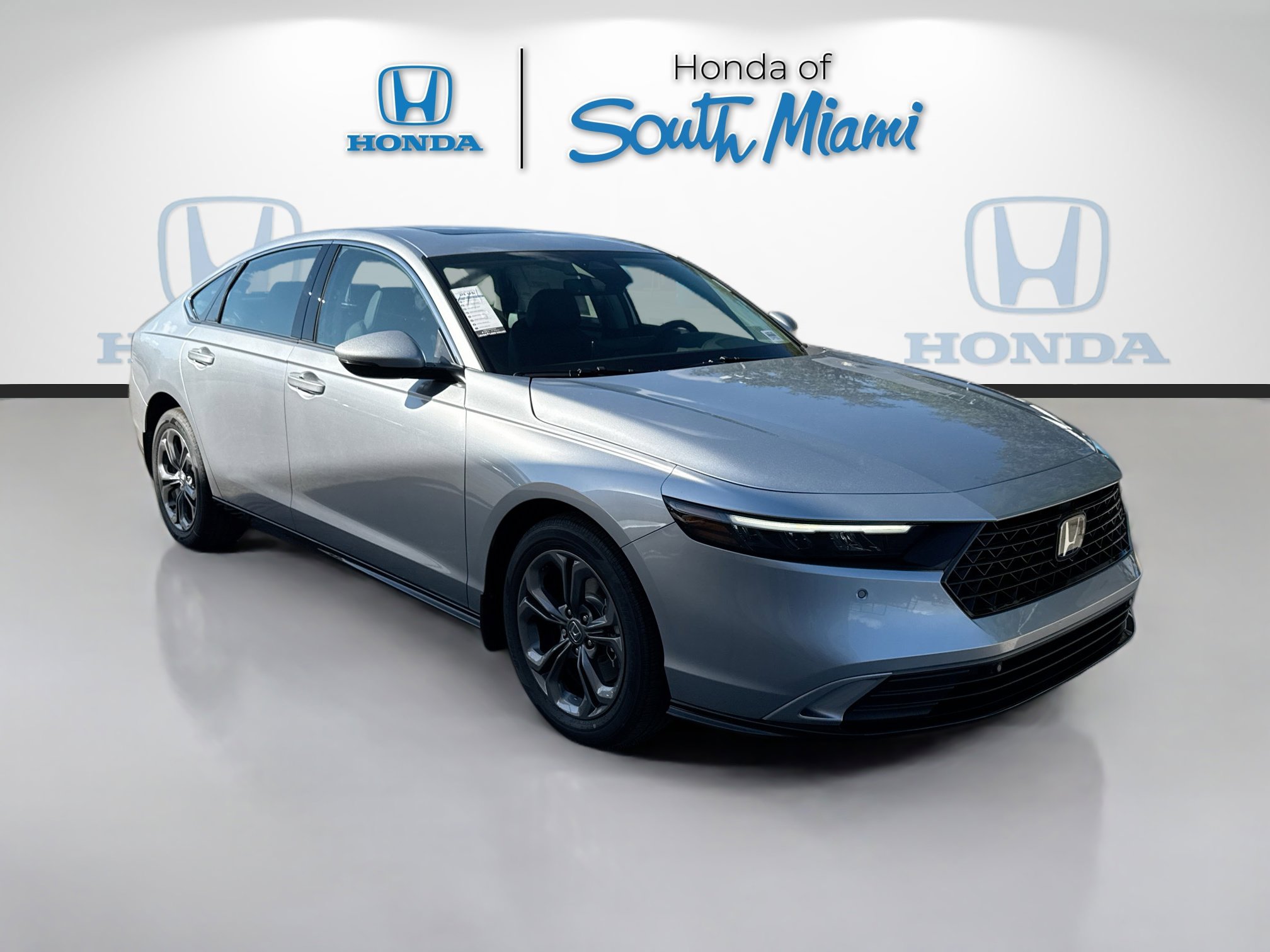 2025 Honda Accord Hybrid EX-L's photo