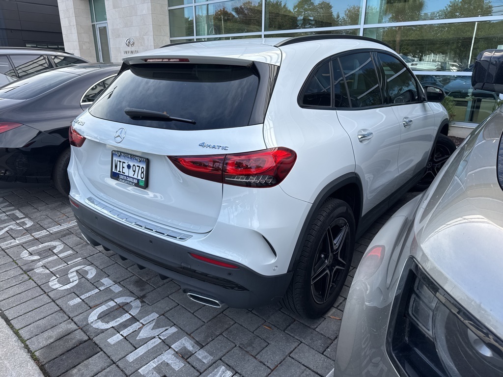 2023 Mercedes Benz GLA 250 4MATIC photo 3