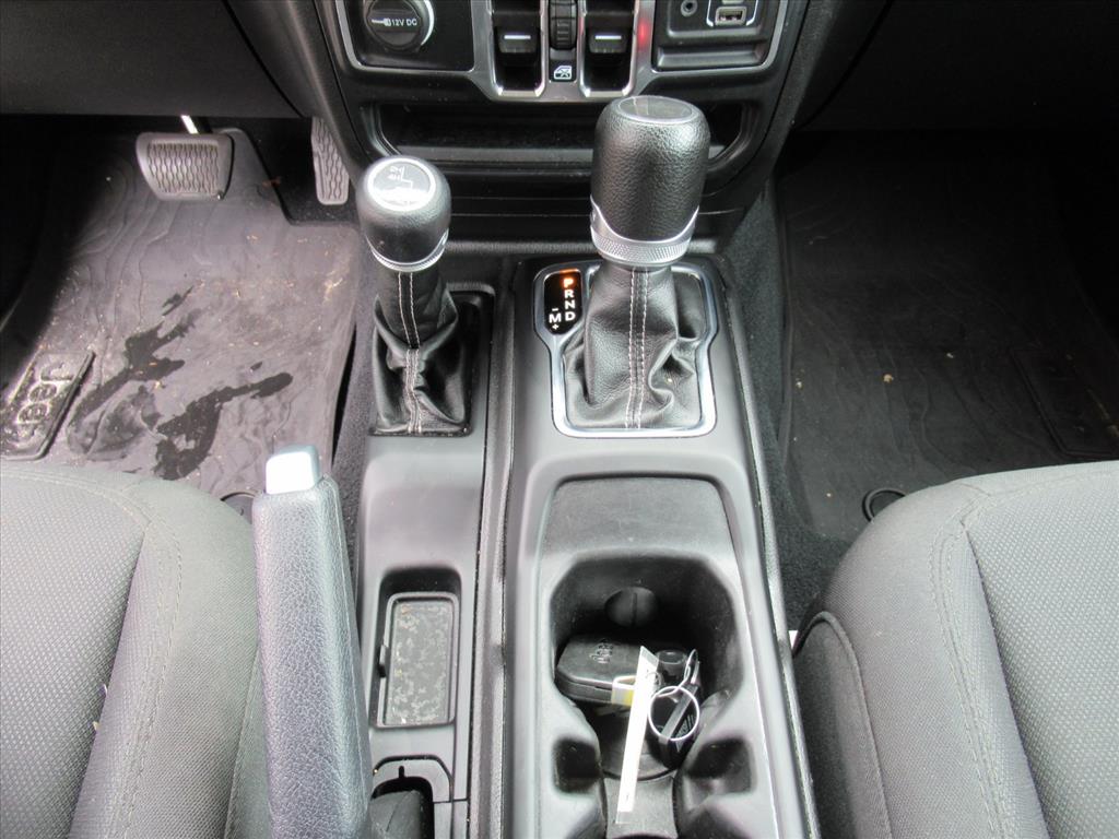 2022 Jeep Gladiator Overland photo 21