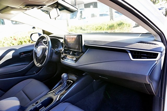 Used 2024 White Toyota LE image 9