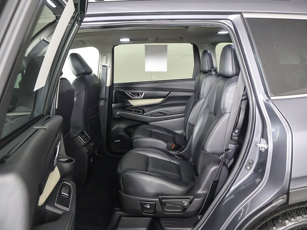2022 Subaru Ascent Limited photo 32