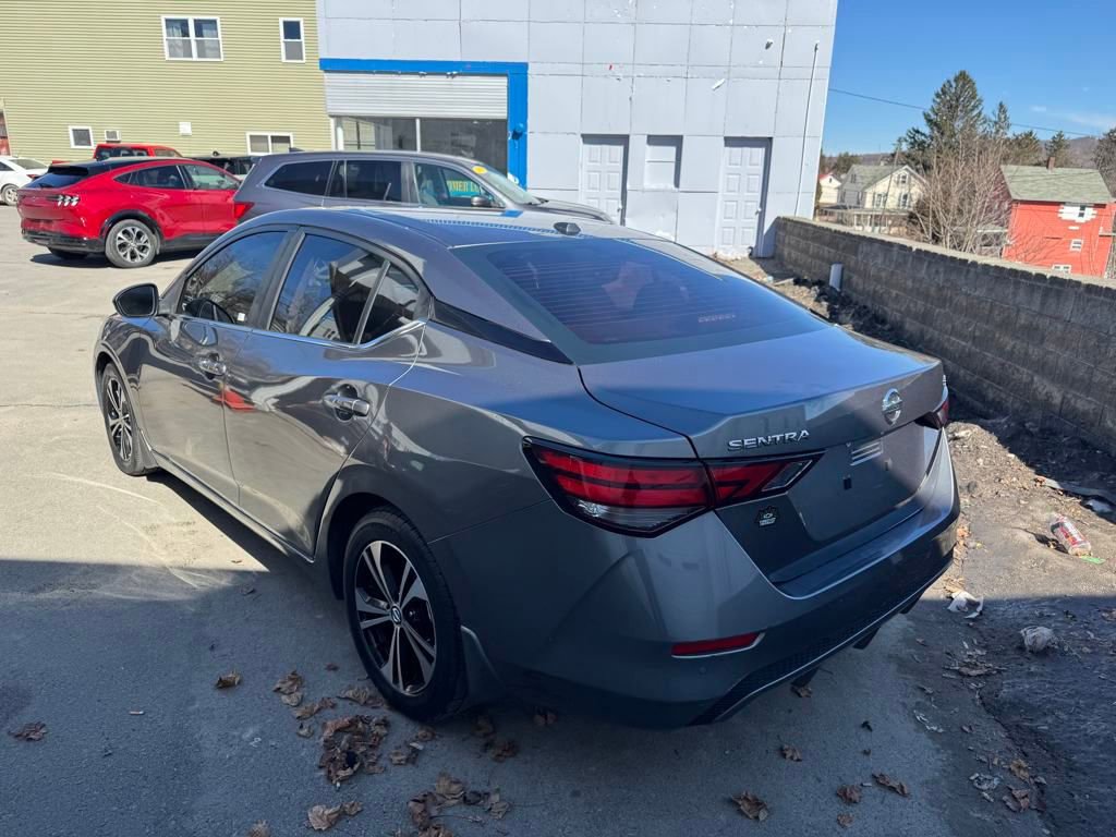2022 Nissan Sentra SV photo 3