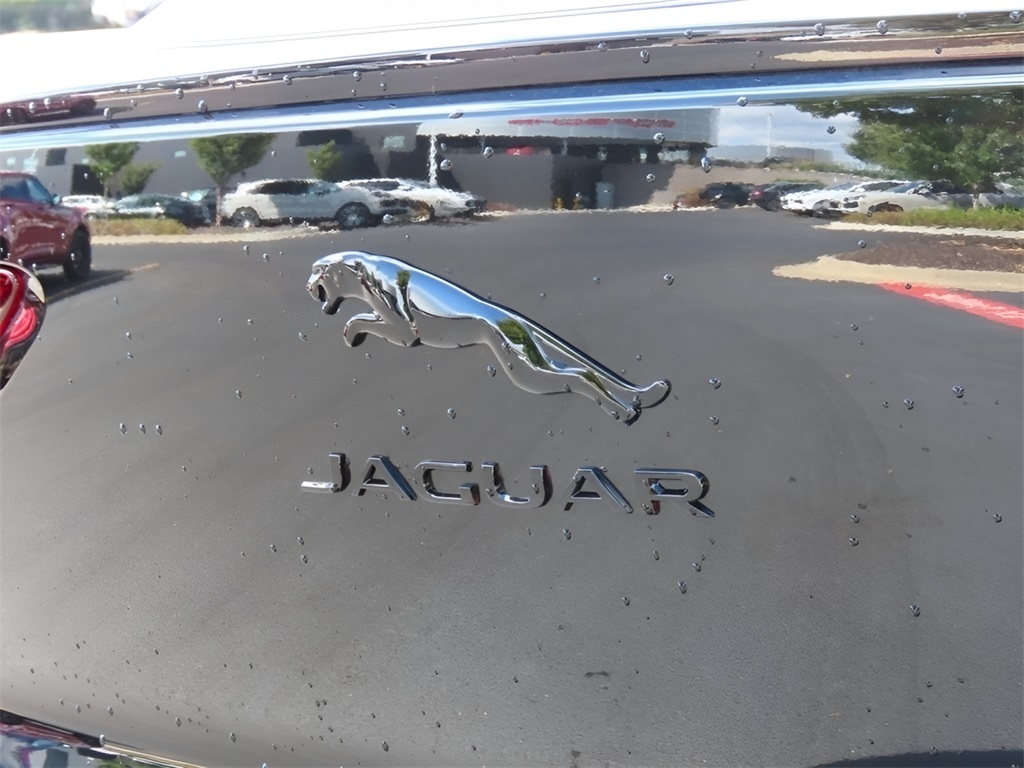2024 Jaguar I-PACE HSE photo 7