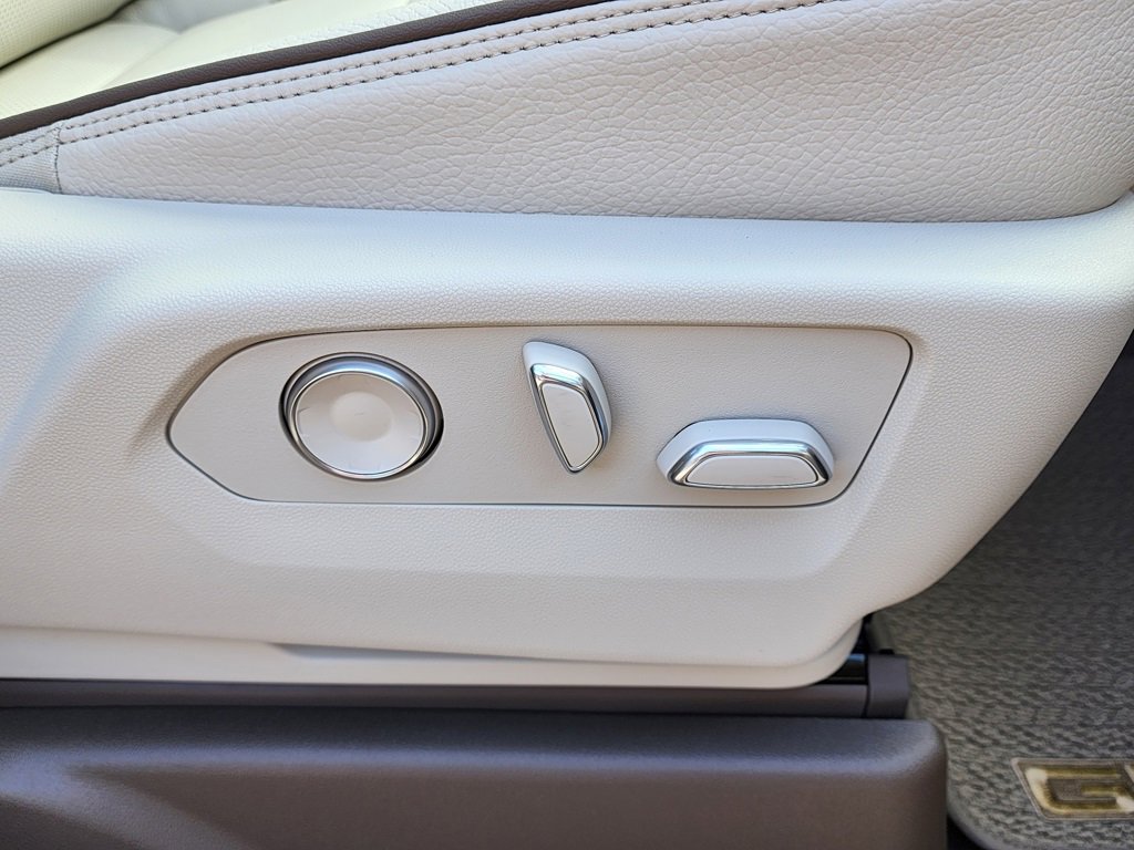 2026 Gmc Yukon Denali photo 44