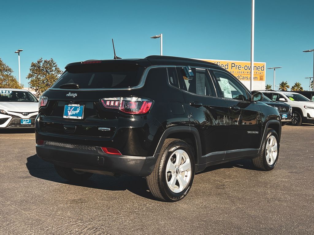 2019 Jeep Compass Latitude photo 7