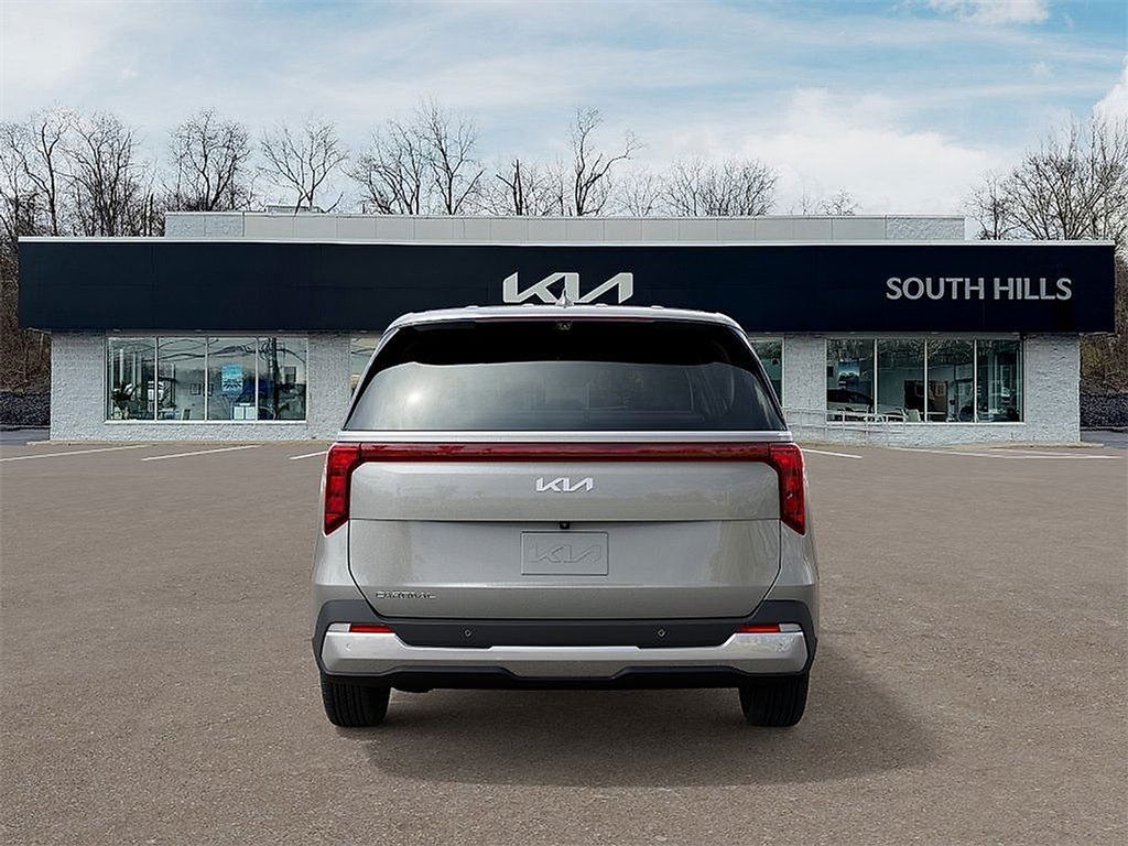 2026 Kia Carnival EX photo 4