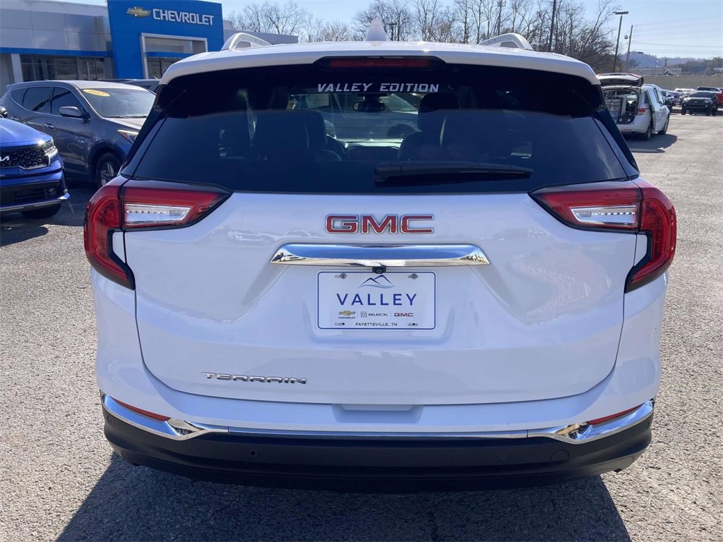 2022 Gmc Terrain SLT photo 2