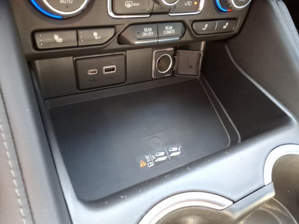 2021 Chevrolet Tahoe Z71 photo 13