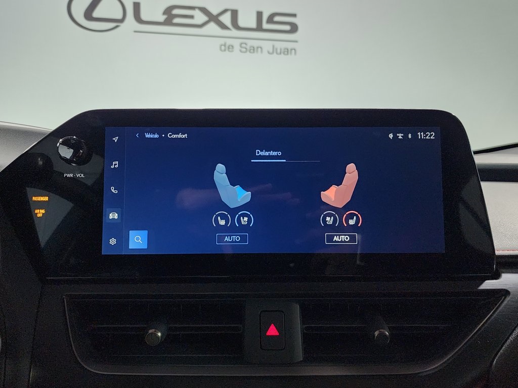 2025 Lexus UX photo 18