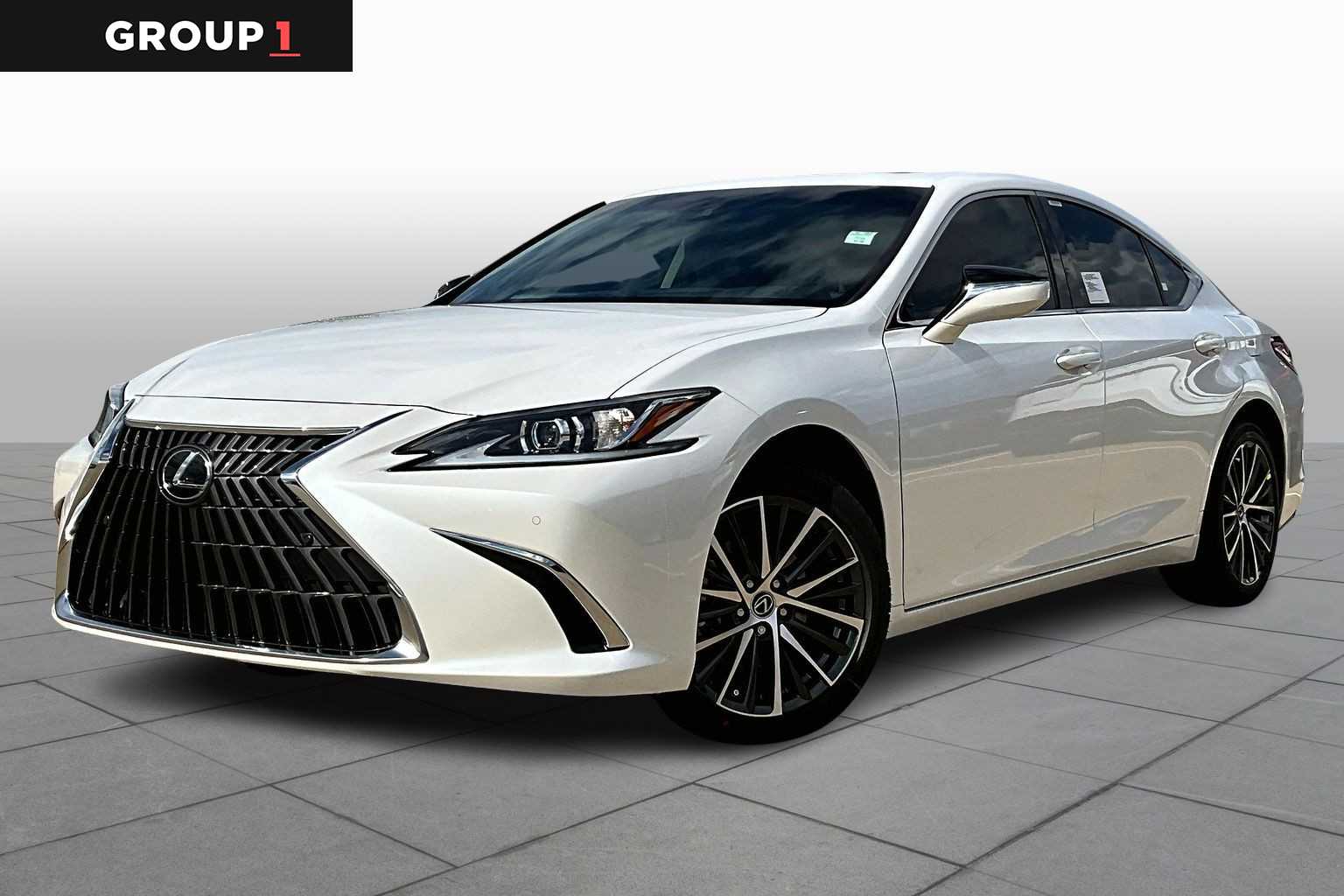 2025 Lexus ES 350's photo