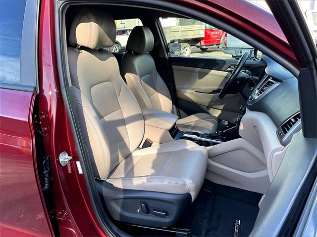 2017 Hyundai Tucson SE Plus photo 4