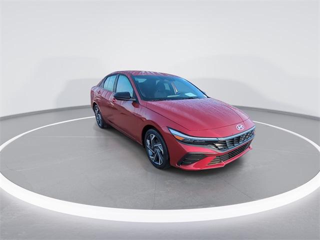2025 Hyundai Elantra SEL Sport photo 2