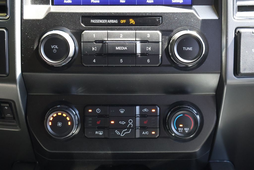 2021 Ford F-250 photo 16