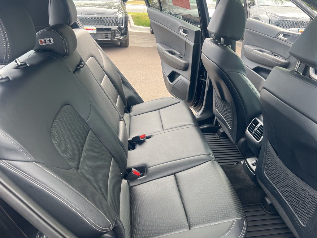 2020 Kia Sportage S photo 15