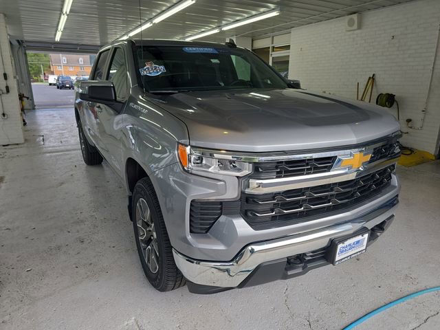 2023 Chevrolet Silverado 1500 LT photo 6