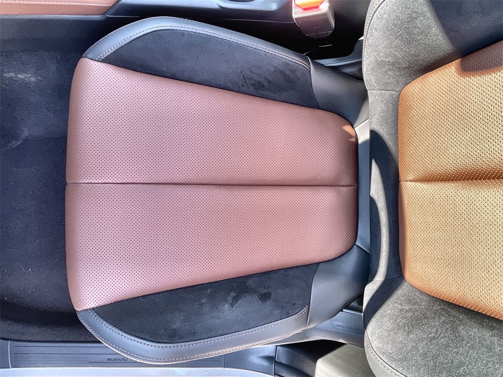 2025 Subaru Forester Touring photo 18