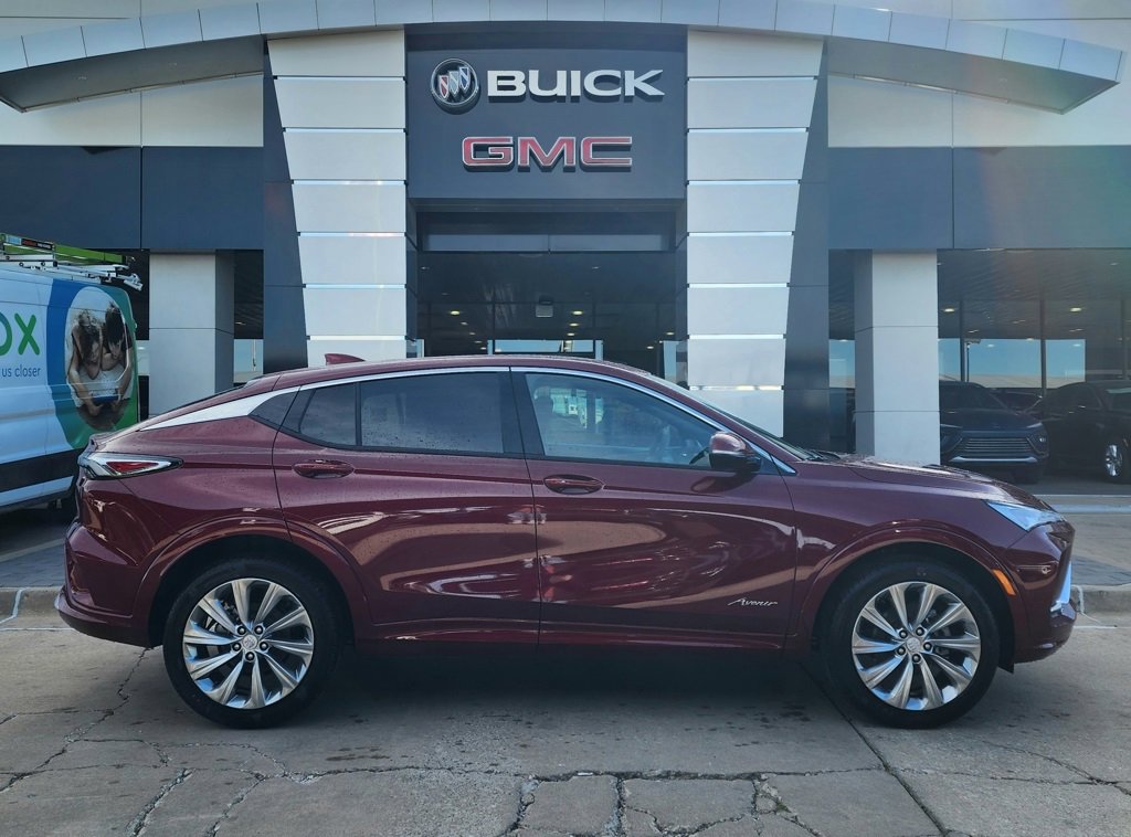 2025 Buick Envista Avenir photo 3