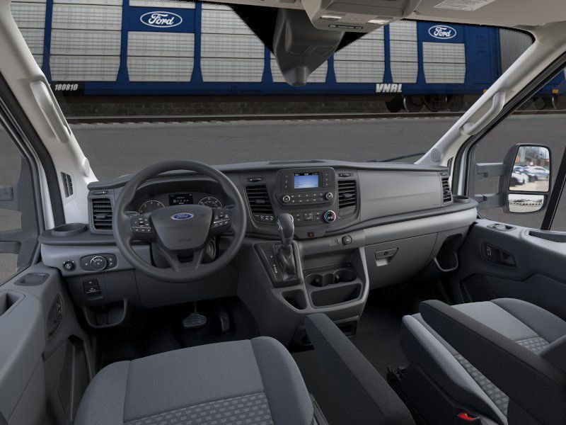 2025 Ford Transit photo 7